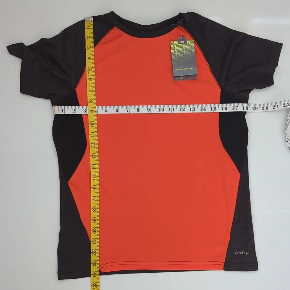 NWT (2) Lot Bundle Boys Short Sleeve T-Shirts Boys XL 18-20 Orange Black